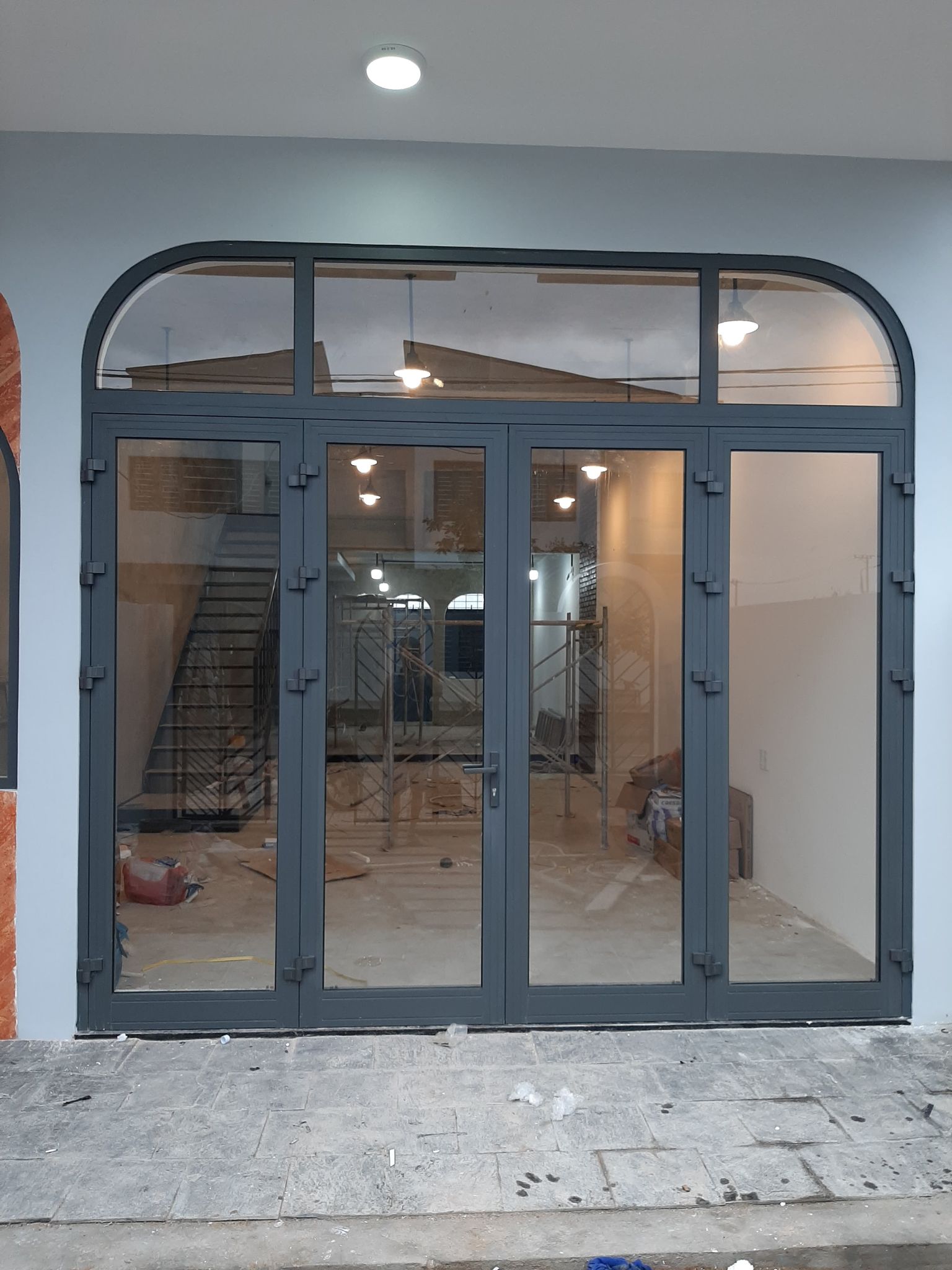 5 CÁCH LỰA CHỌN PHỤ KIỆN NHÔM KÍNH GIÁ RẺ NHƯNG BỀN ĐẸP