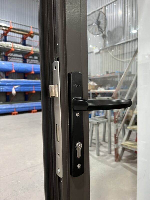 khoa-don-diem-cua-nhom-xingfa