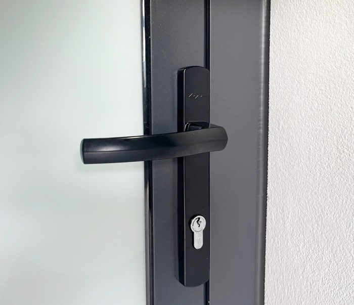 MẪU KHÓA TAY GẠT CỬA NHÔM XINGFA MỚI NHẤT khoa-tay-gat-cua-nhom-xingfa-1